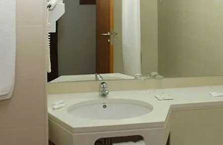 Cristal Caldas كالداس دا راينها