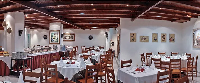 Cristal Caldas Hotel 3*