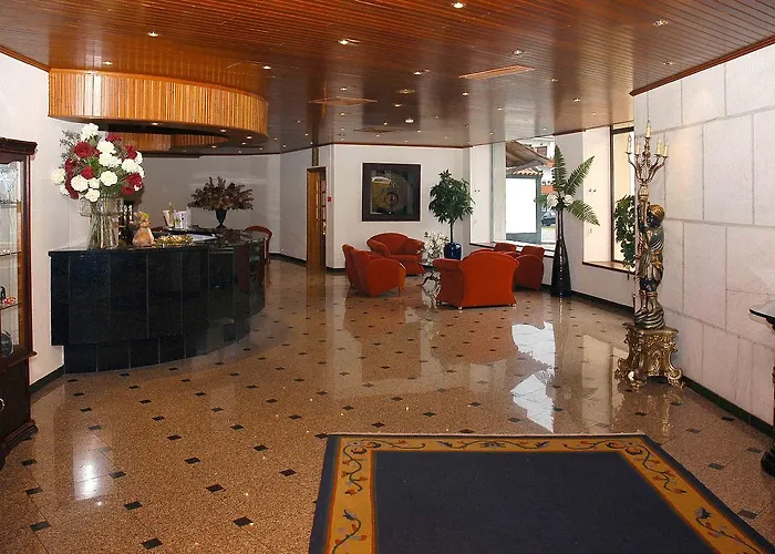 Cristal Caldas Hotel 3*